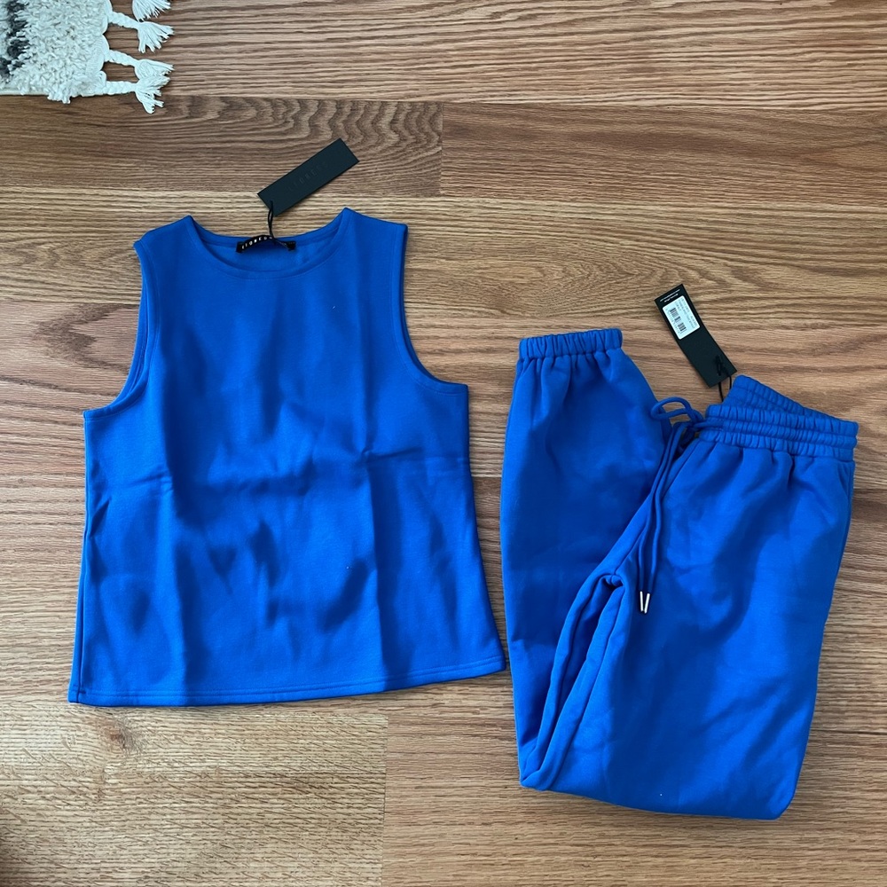 Lioness 2 piece lounge set